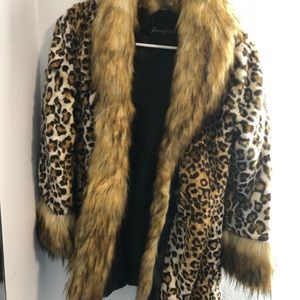 JenniferM faux fur cheetah jacket